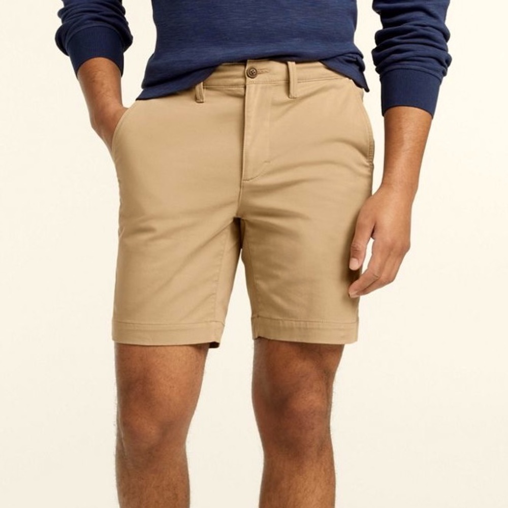 *NWOT* L.L.Bean Khaki Shorts. 42” Waist. Perfect Condition!